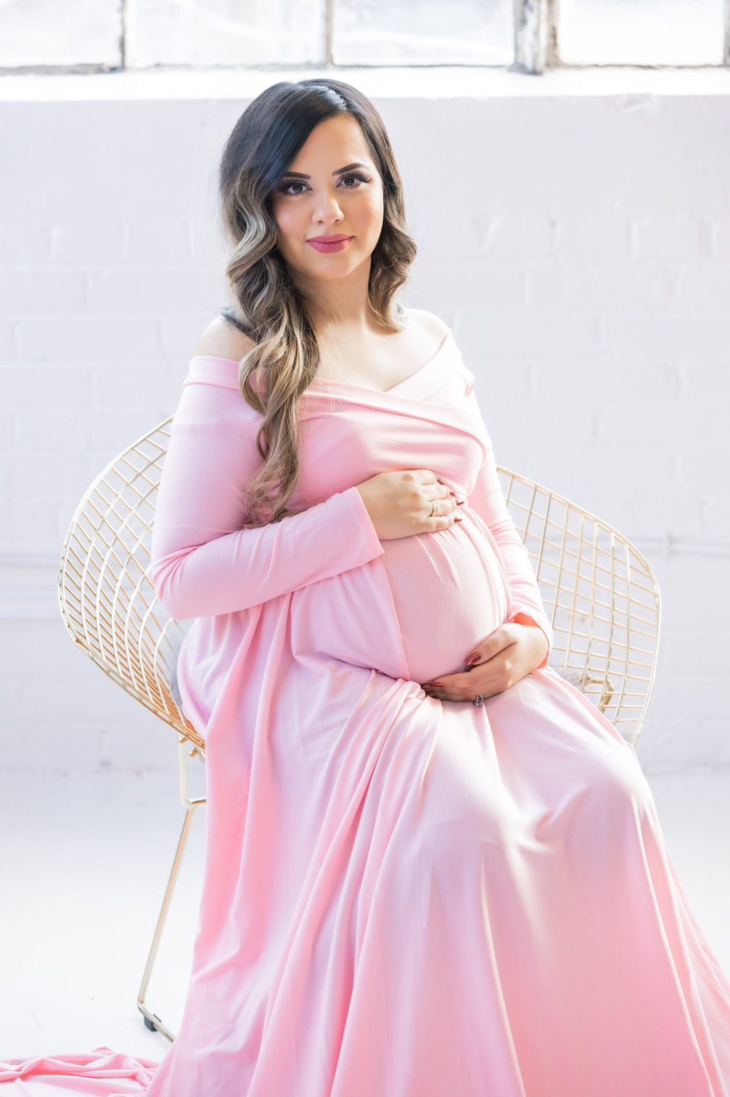Maternity photoshoot makeup by Urooj in Dubai